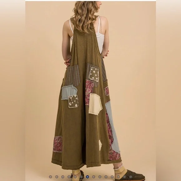 NWT Blue Velvet Patched Deep V-Neck Wide
Leg Jumpsuit Sz L/XL - Picture 7 of 8